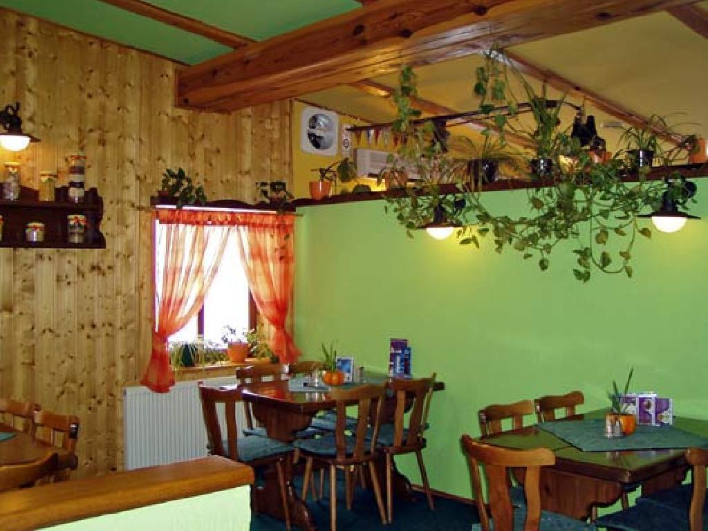 Restaurace A Penzion U Vladaru Mikulasovice Luaran gambar